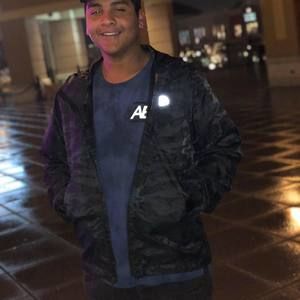 Meet your Posher, Elian